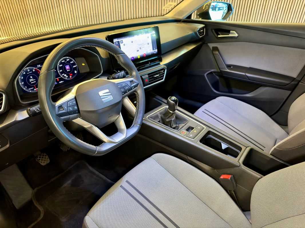 seat-leon-2023-gasolina-999cc