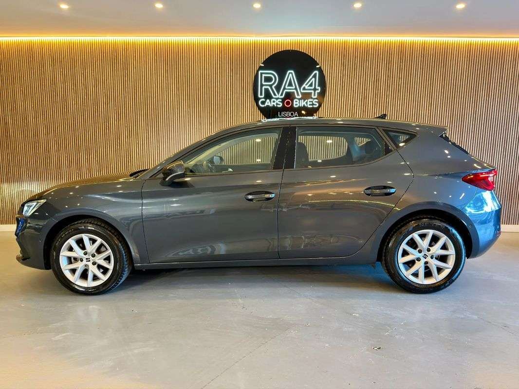 seat-leon-2023-gasolina-999cc
