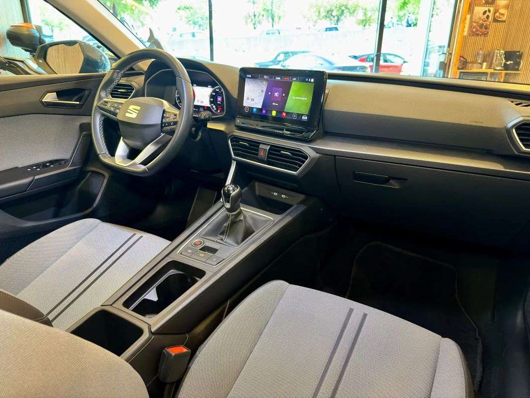 seat-leon-2023-gasolina-999cc