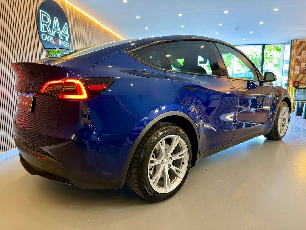 tesla-model-y-2022-eletrico-0cc
