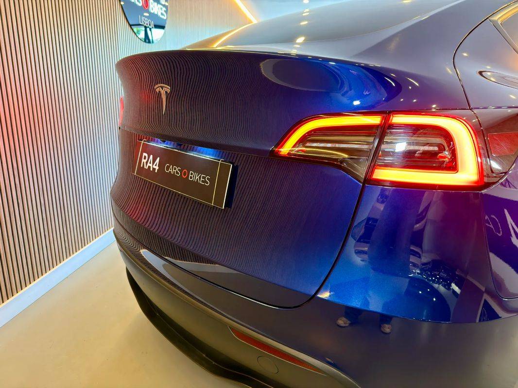 tesla-model-y-2022-eletrico-0cc