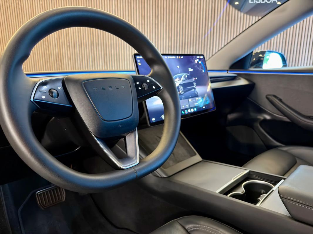 tesla-model-3-2024-eletrico-0cc