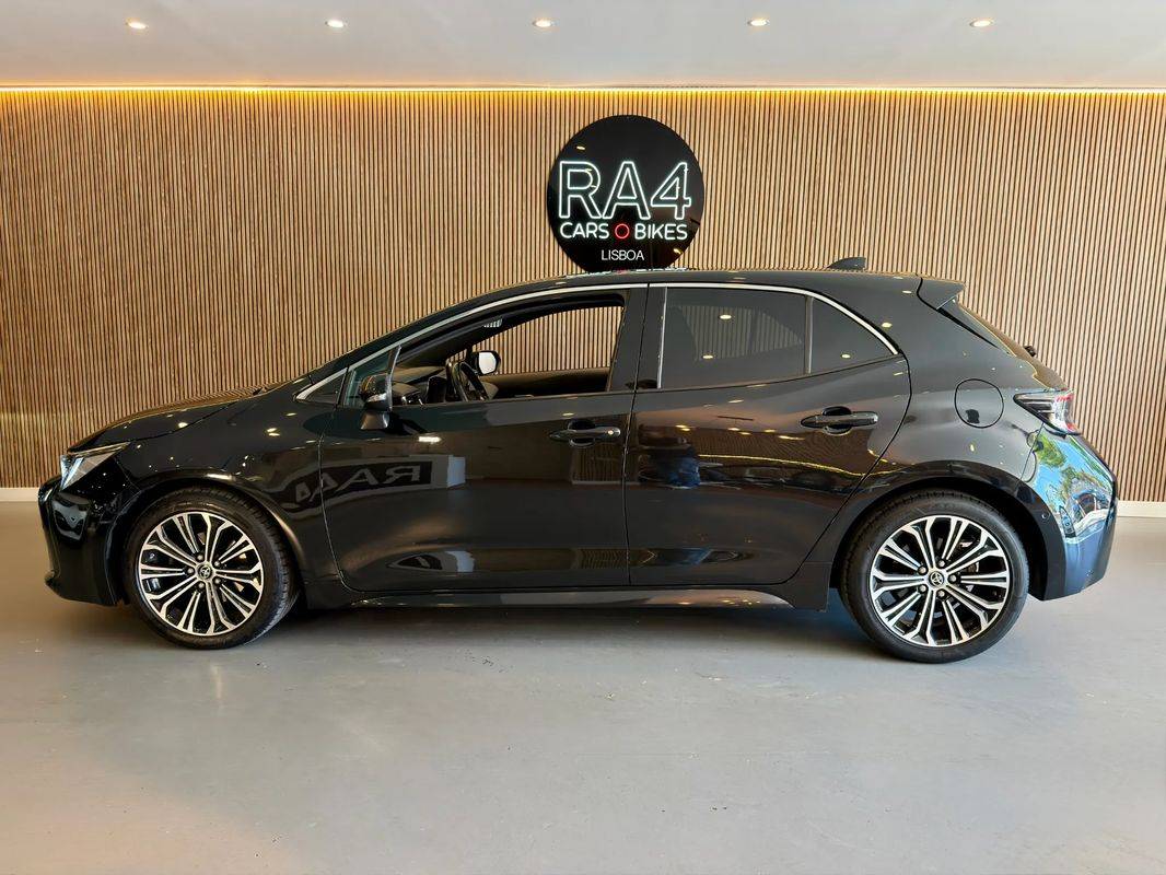 toyota-corolla-2022-hibrido-a-gasolina-1798cc