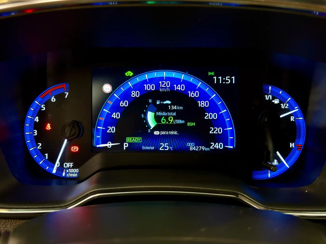 toyota-corolla-2022-hibrido-a-gasolina-1798cc