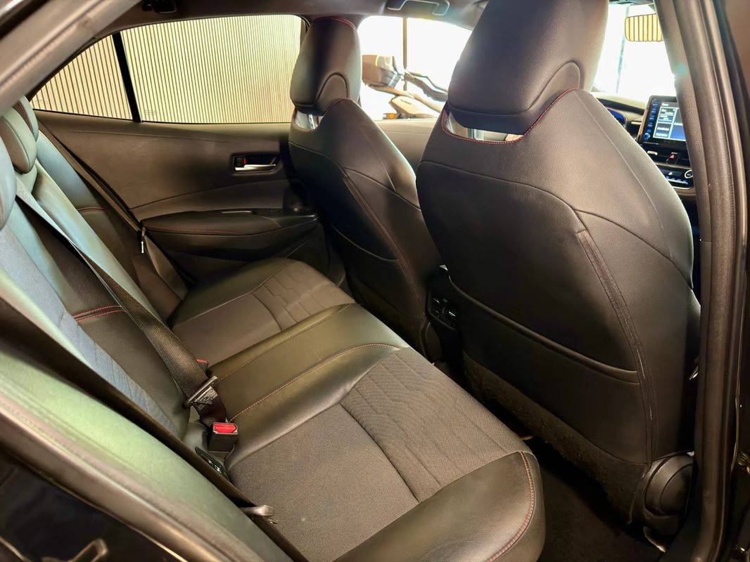 toyota-corolla-2022-hibrido-a-gasolina-1798cc