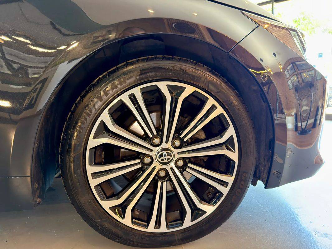 toyota-corolla-2022-hibrido-a-gasolina-1798cc
