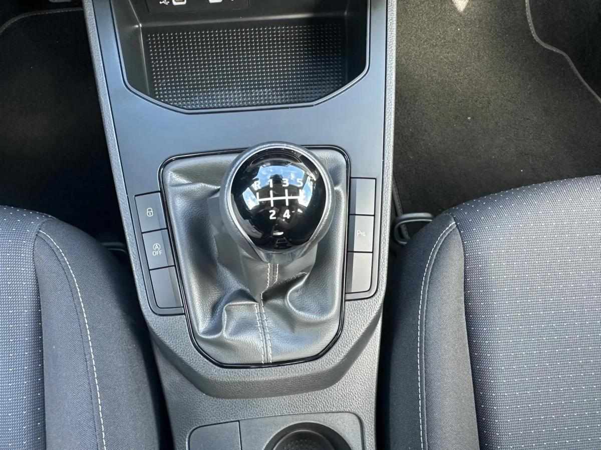 seat-ibiza-2023-gasolina-999cc