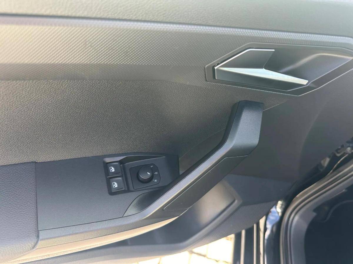 seat-ibiza-2023-gasolina-999cc