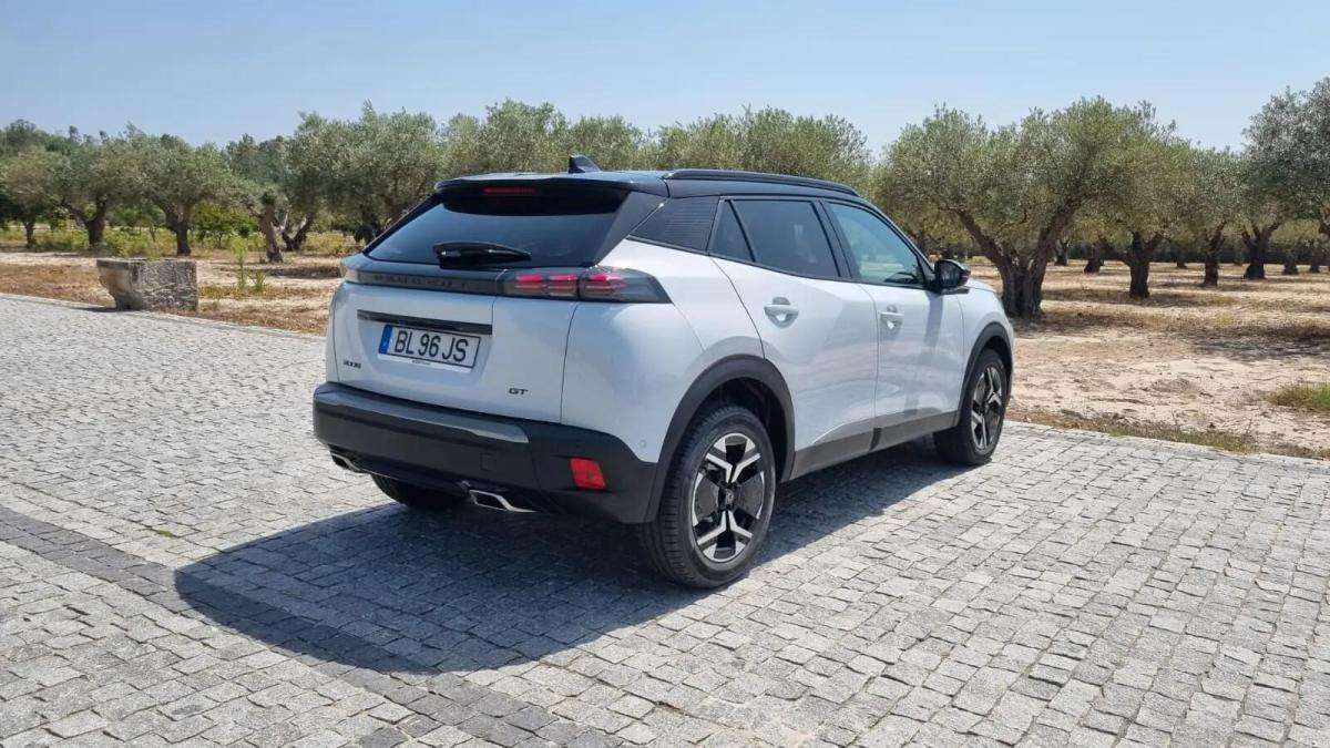 peugeot-2008-2024-gasolina-1199cc