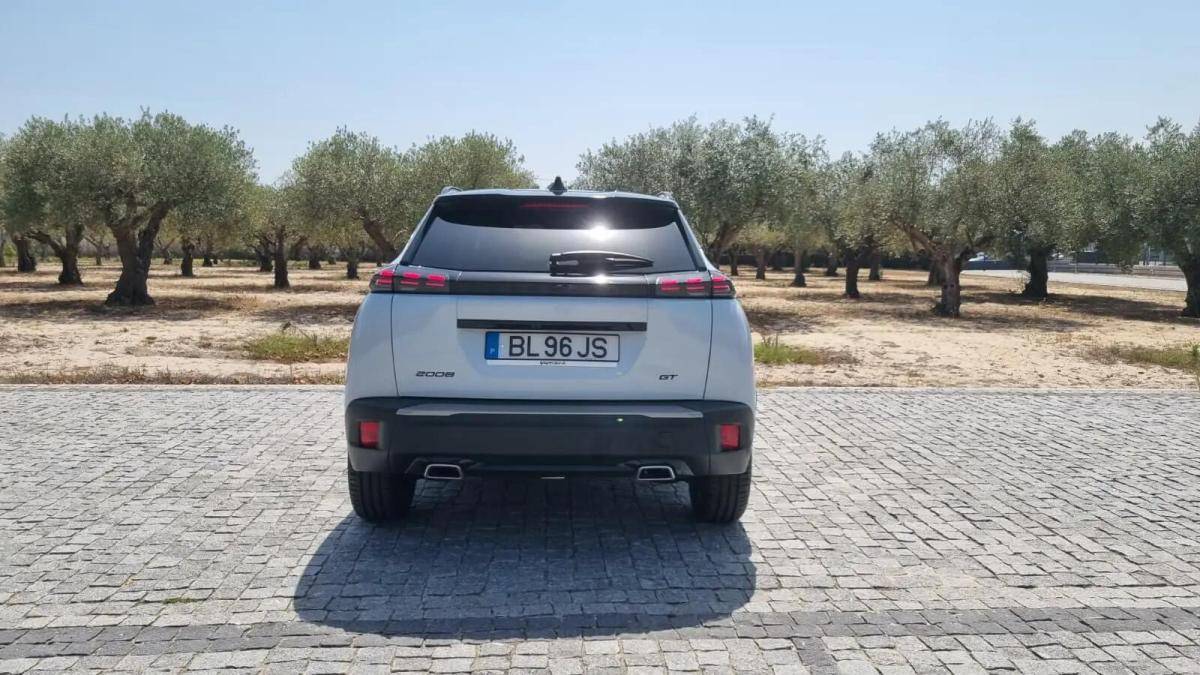 peugeot-2008-2024-gasolina-1199cc