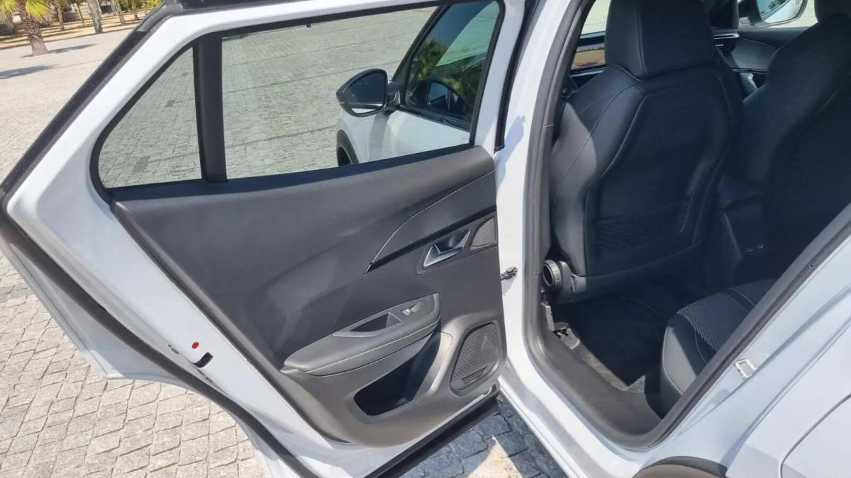 peugeot-2008-2024-gasolina-1199cc