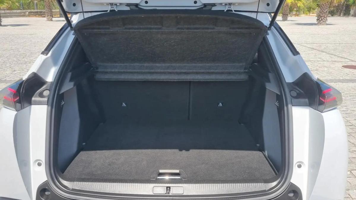 peugeot-2008-2024-gasolina-1199cc