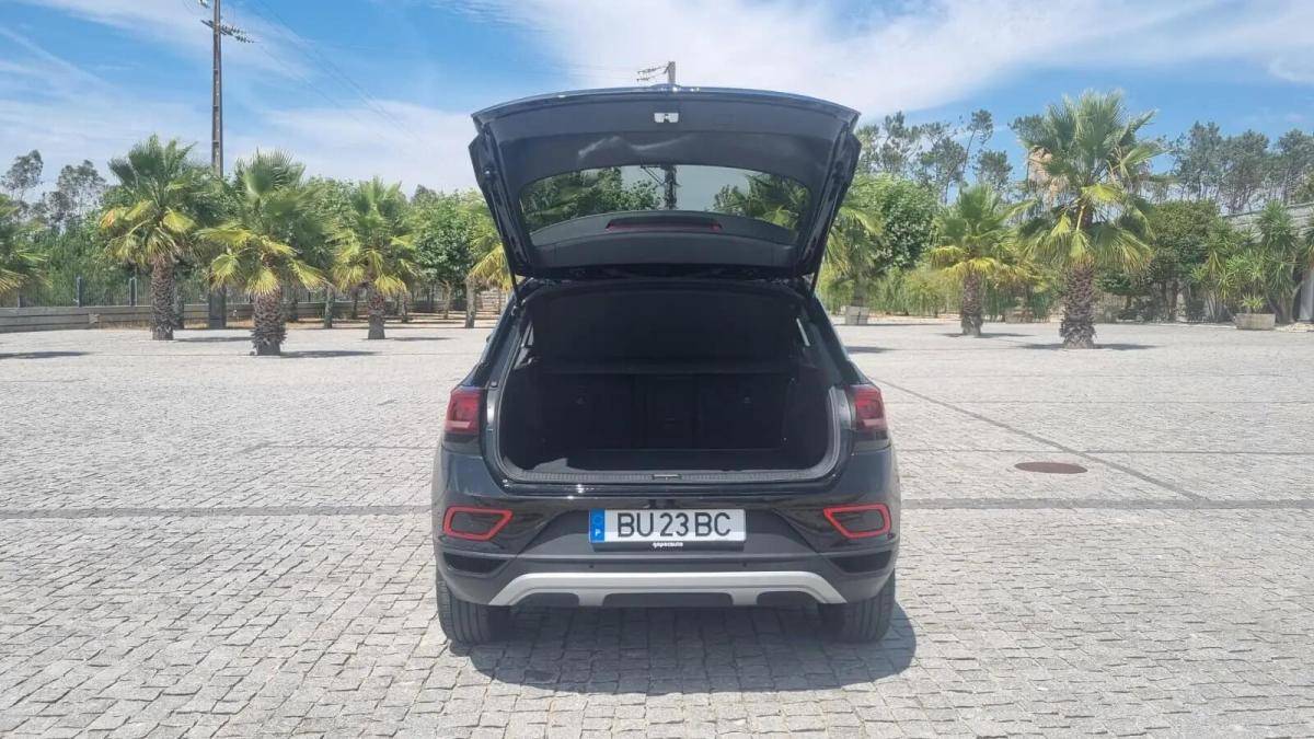 volkswagen-t-roc-2025-gasolina-999cc