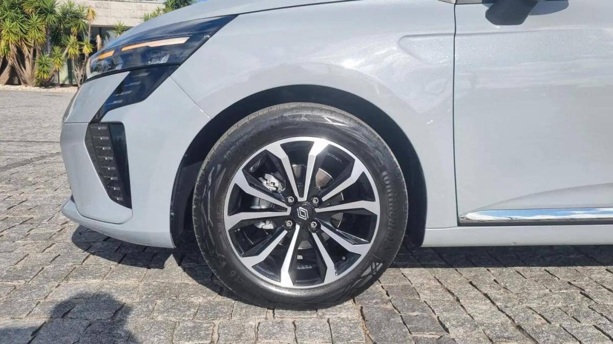 renault-clio-2025-gpl-999cc