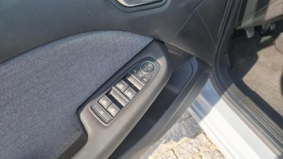 renault-clio-2025-gpl-999cc