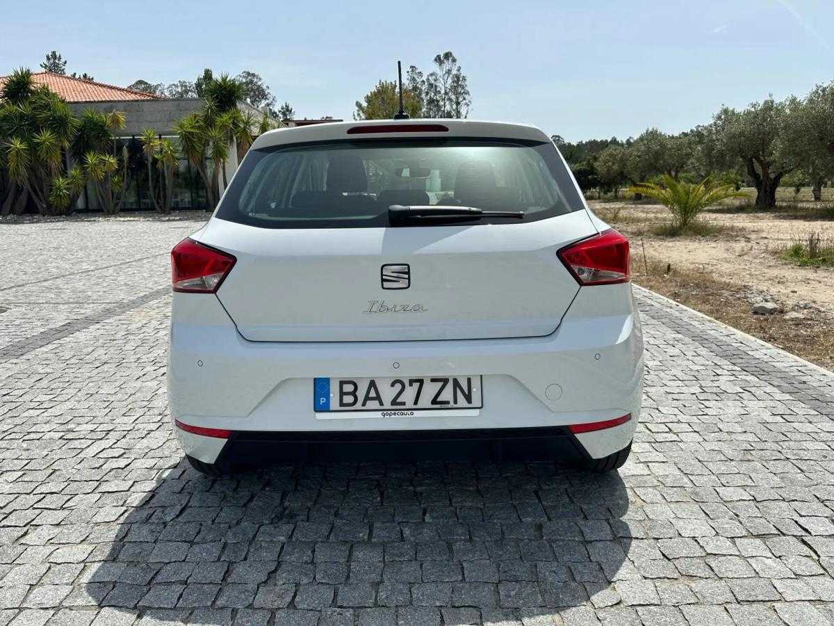 seat-ibiza-2023-gasolina-999cc