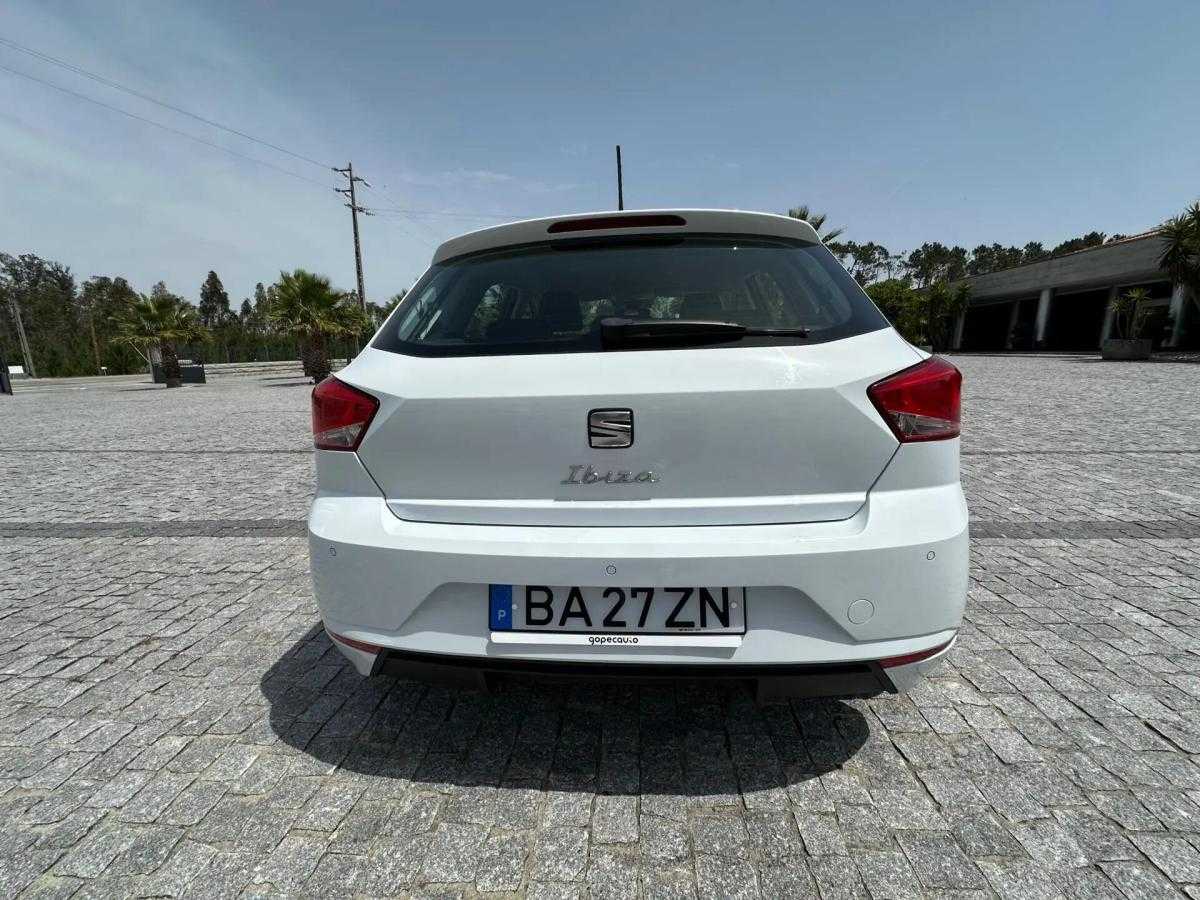 seat-ibiza-2023-gasolina-999cc