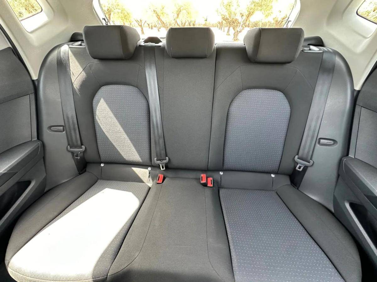 seat-ibiza-2023-gasolina-999cc