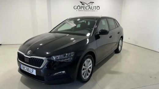 skoda-scala-2023-gasolina-999cc