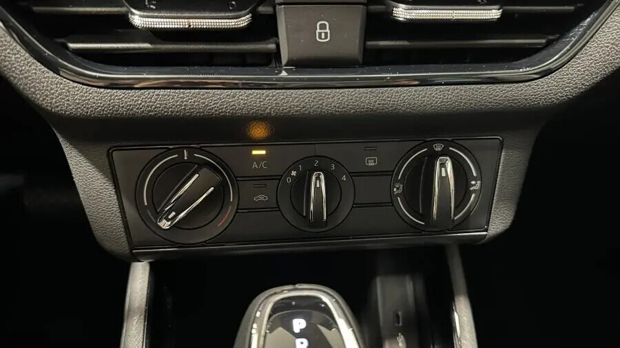 skoda-scala-2023-gasolina-999cc