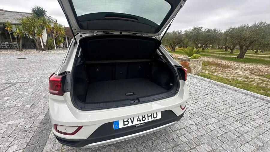 volkswagen-t-roc-2025-gasolina-1498cc