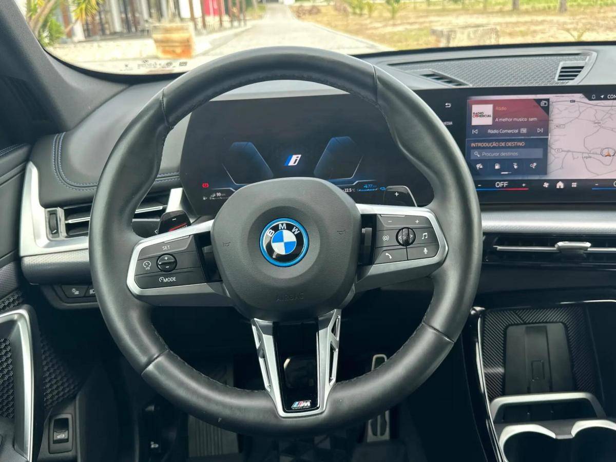 bmw-x1-xdrive25e-2024-hibrido-a-gasolina-1499cc
