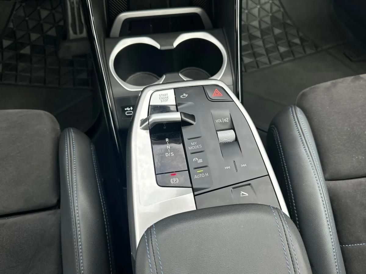 bmw-x1-xdrive25e-2024-hibrido-a-gasolina-1499cc