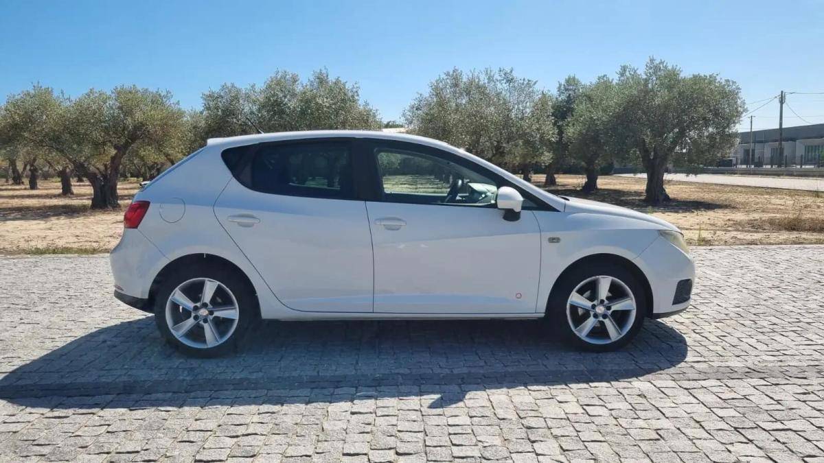seat-ibiza-2011-diesel-1598cc