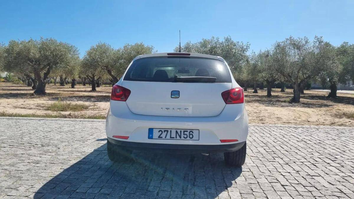 seat-ibiza-2011-diesel-1598cc