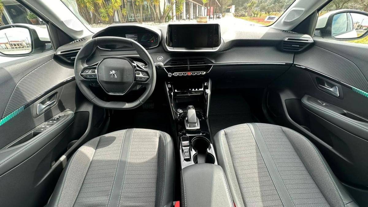peugeot-e-208-2021-eletrico-0cc