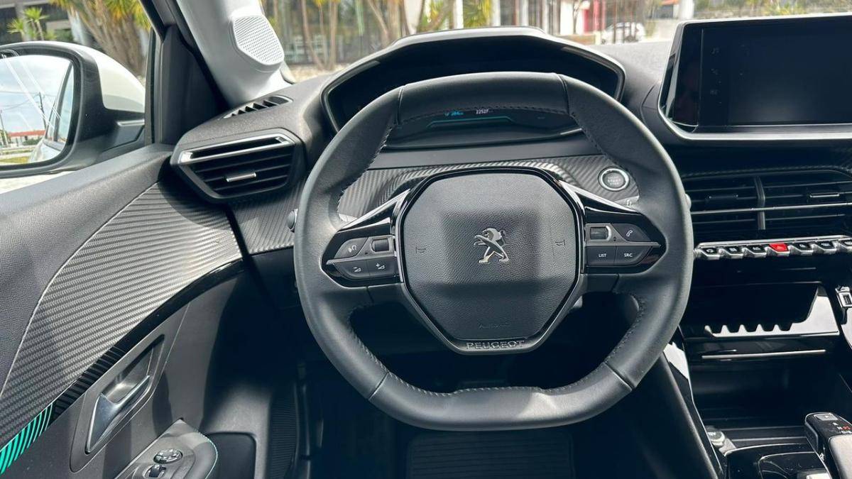 peugeot-e-208-2021-eletrico-0cc