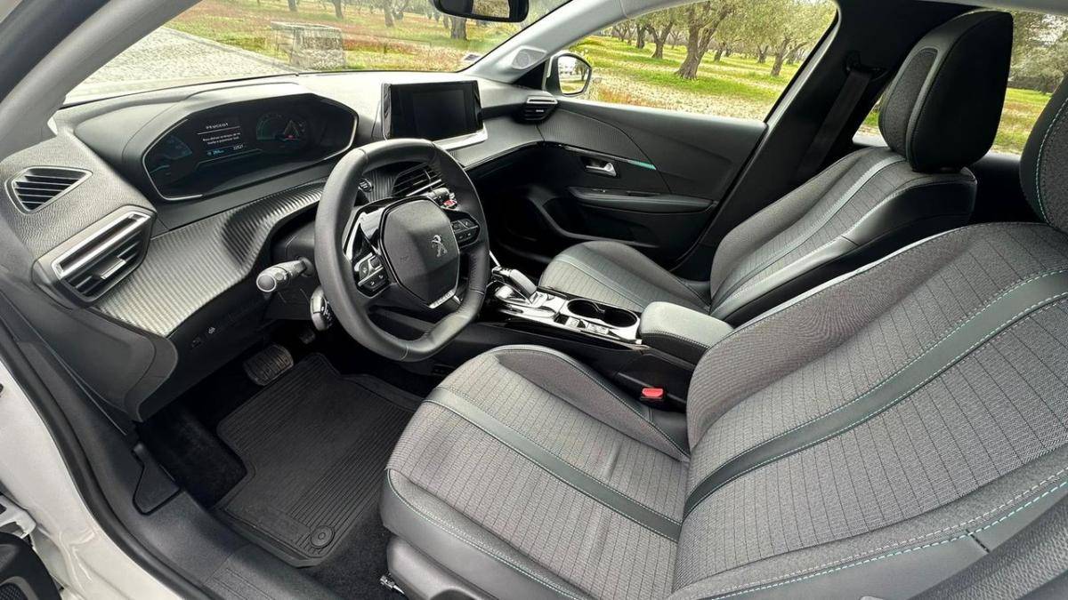 peugeot-e-208-2021-eletrico-0cc