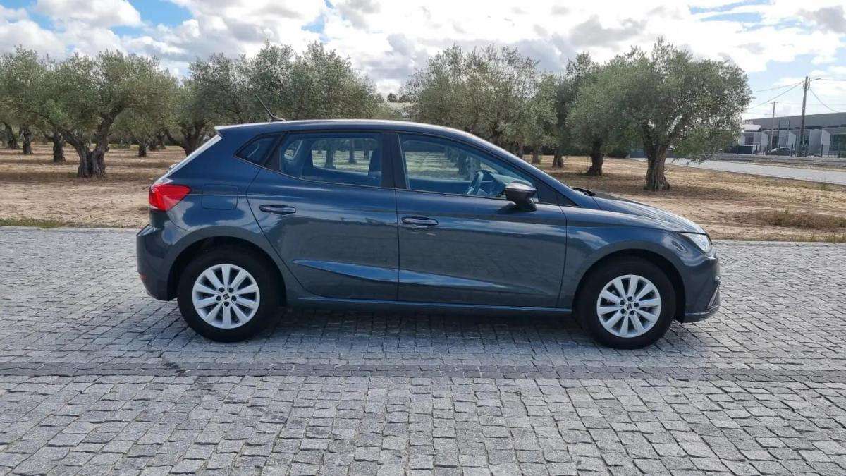 seat-ibiza-2023-gasolina-999cc