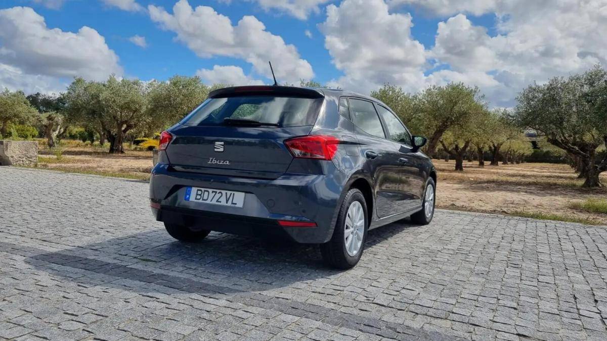 seat-ibiza-2023-gasolina-999cc