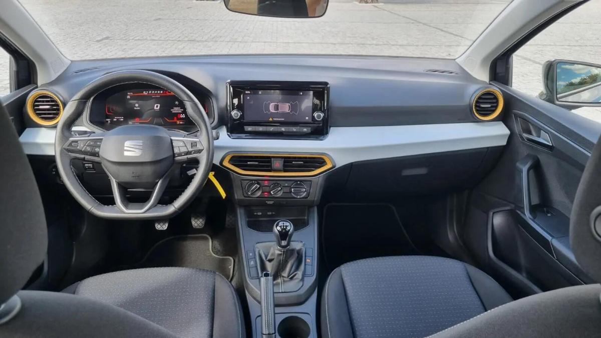 seat-ibiza-2023-gasolina-999cc