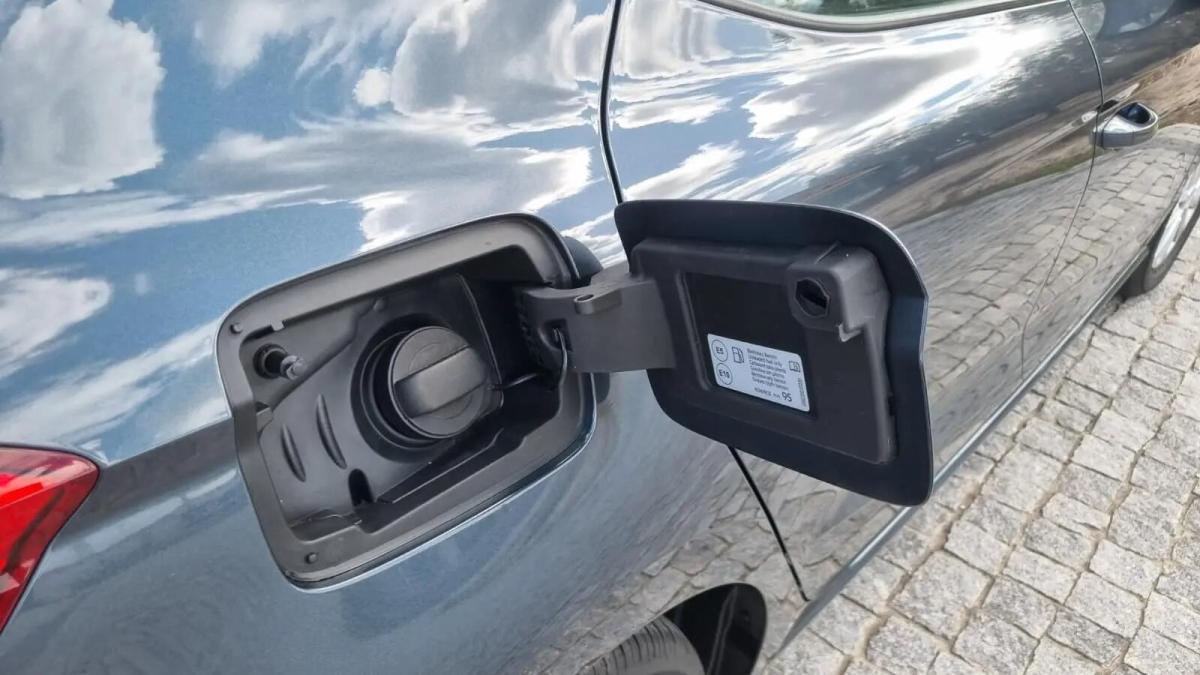 seat-ibiza-2023-gasolina-999cc