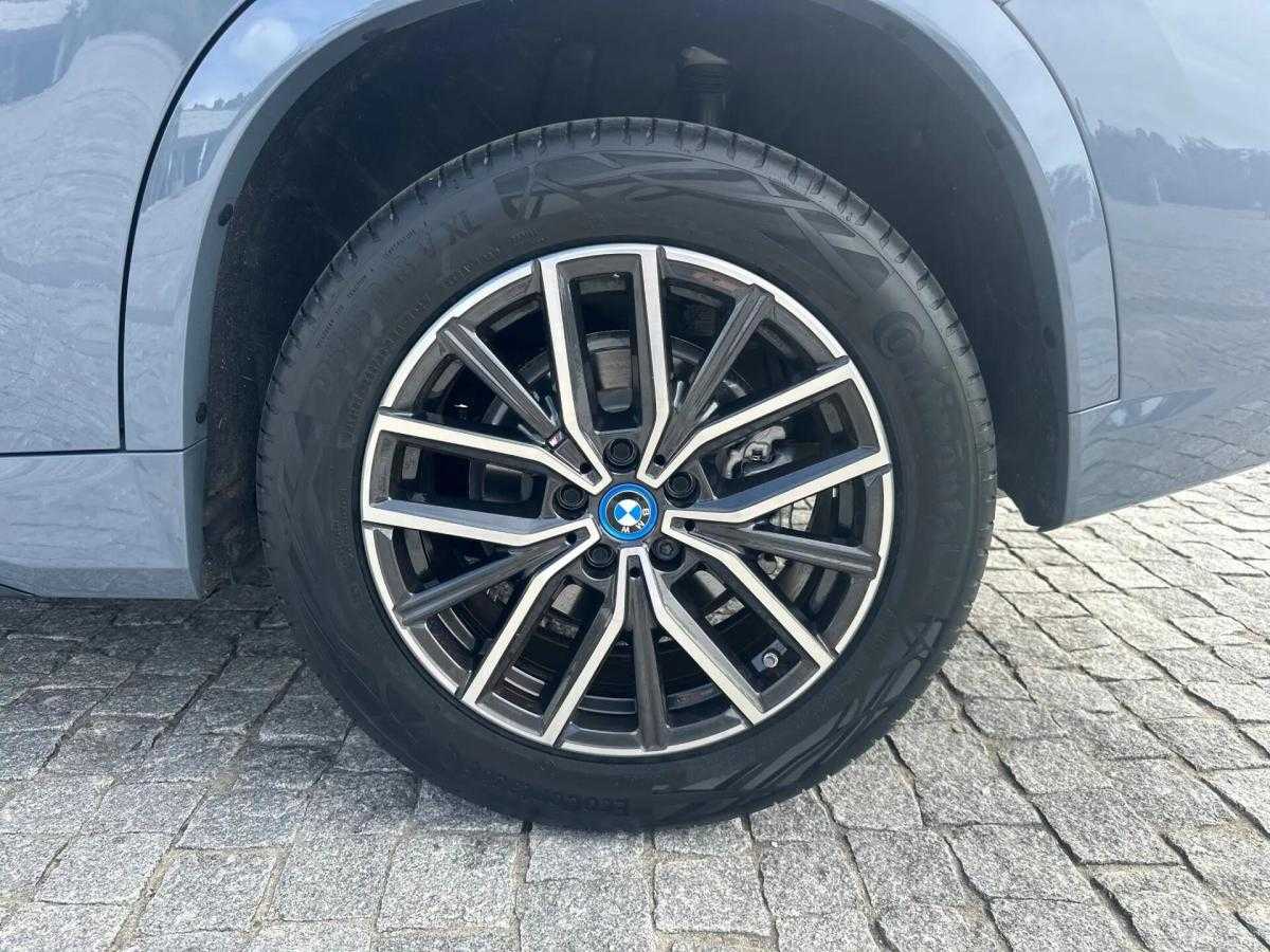 bmw-x1-xdrive25e-2024-hibrido-a-gasolina-1499cc