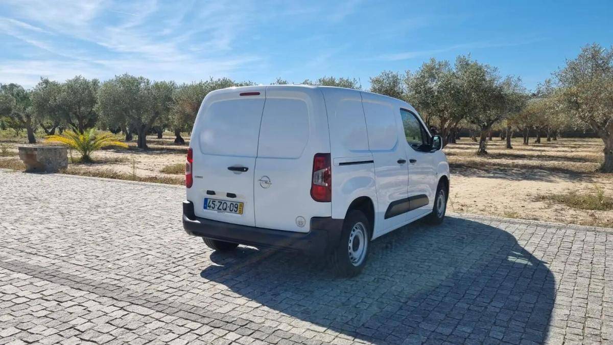 opel-combo-2019-diesel-1499cc
