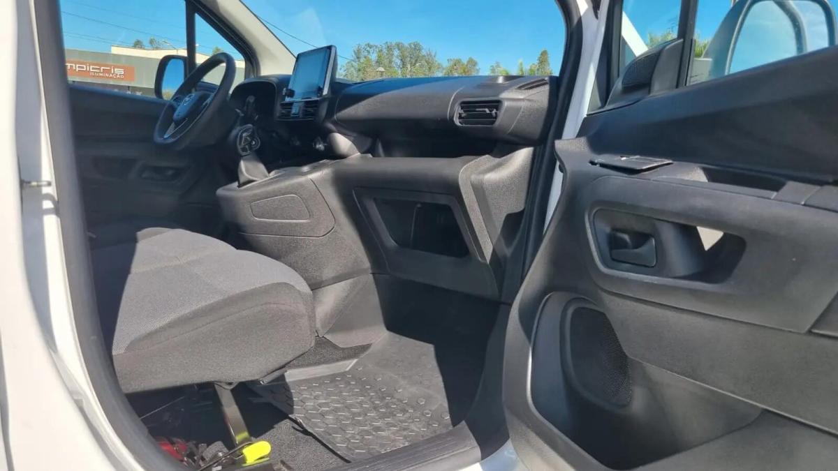 opel-combo-2019-diesel-1499cc