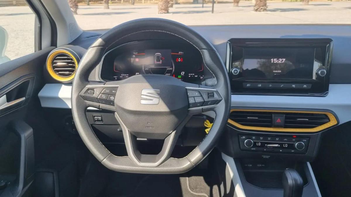 seat-arona-2024-gasolina-999cc
