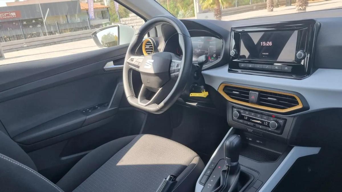seat-arona-2024-gasolina-999cc