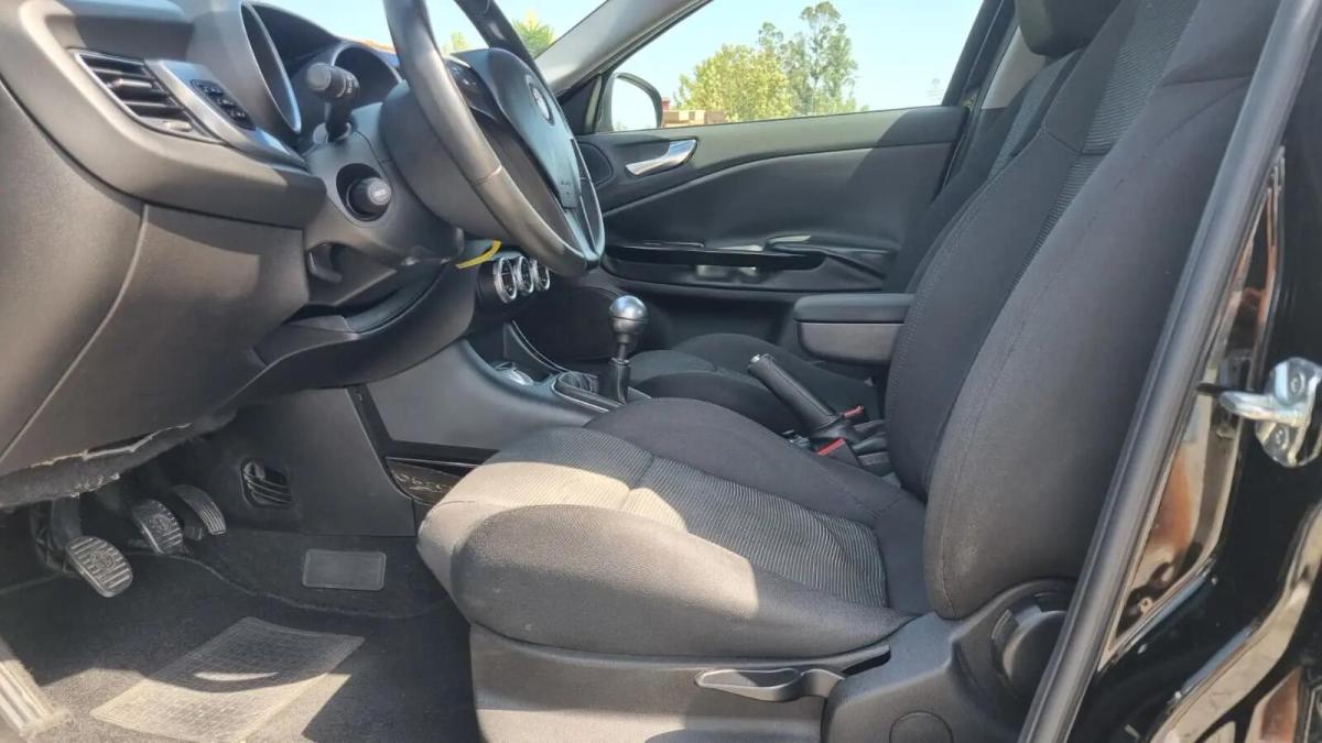 alfa-romeo-giulietta-2012-diesel-1598cc