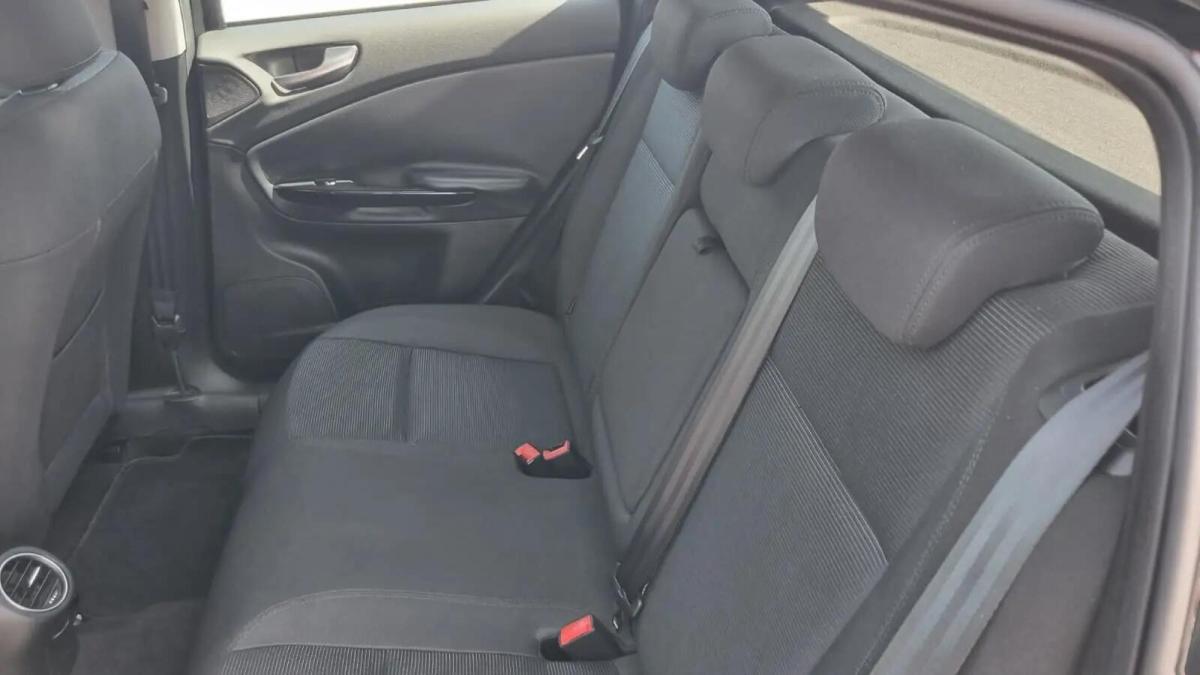 alfa-romeo-giulietta-2012-diesel-1598cc