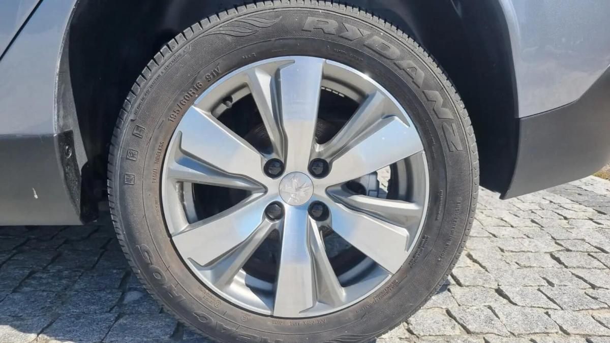 peugeot-2008-2015-gasolina-1199cc