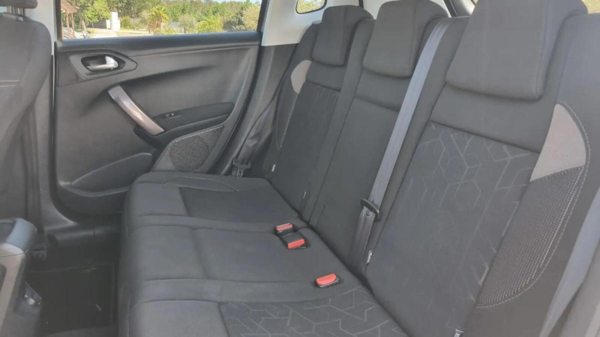 peugeot-2008-2015-gasolina-1199cc