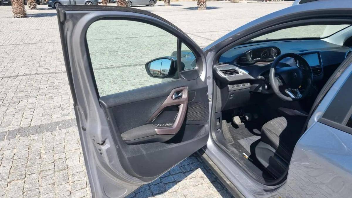 peugeot-2008-2015-gasolina-1199cc