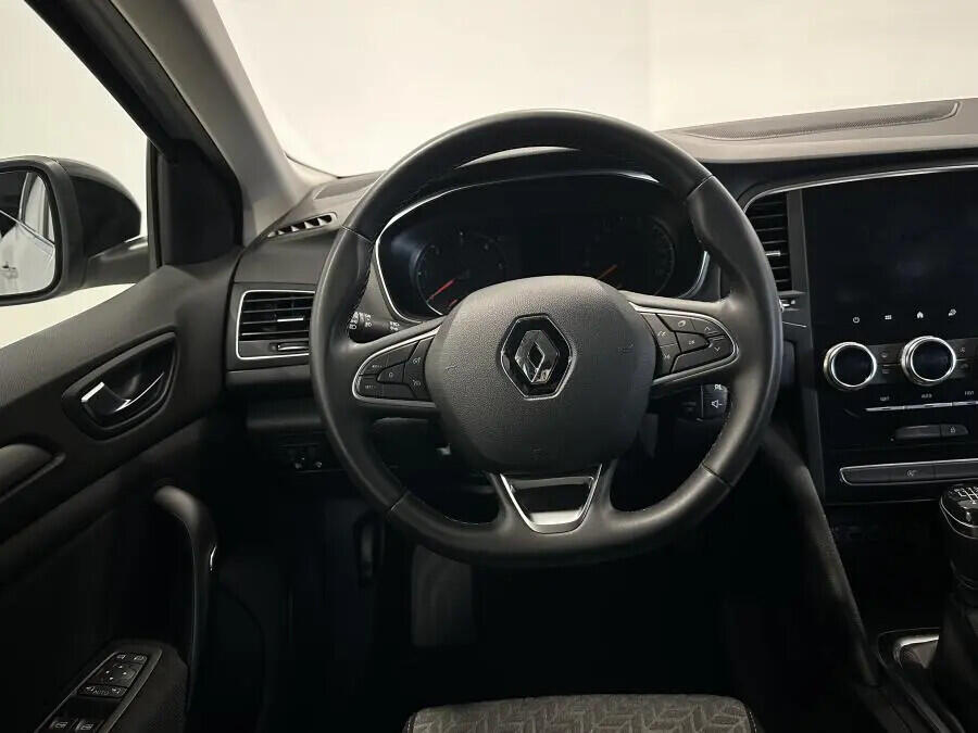 renault-megane-sport-tourer-2021-diesel-1461cc