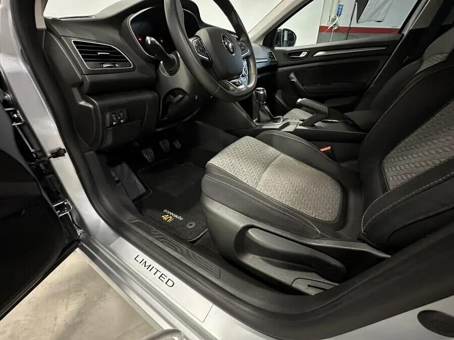 renault-megane-sport-tourer-2021-diesel-1461cc