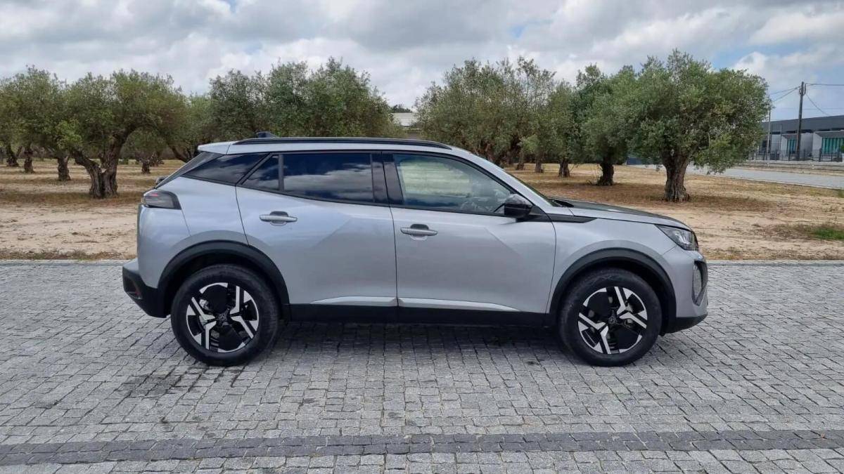 peugeot-2008-2025-hibrido-a-gasolina-1200cc