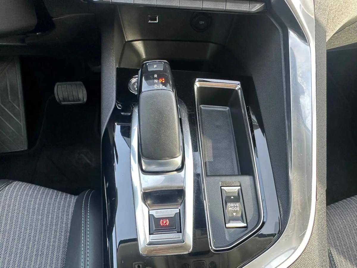 peugeot-3008-2021-hibrido-a-gasolina-1598cc